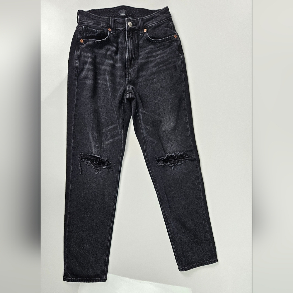 American Eagle Outfitters Strigid Black Ripped Mom Jeans 2 Short